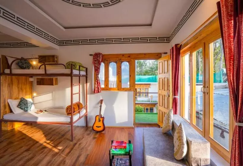 Pensione Rainbow Hostelier