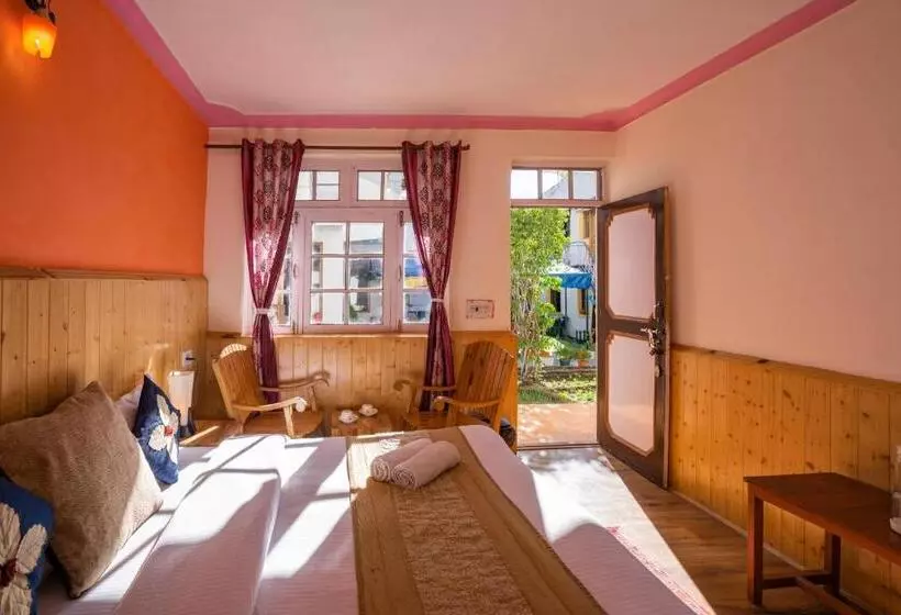 Pensione Rainbow Hostelier