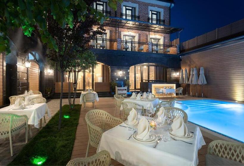 Hotel Oscar Boutique