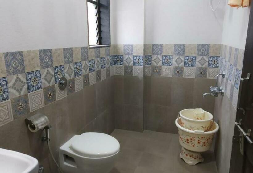 Hotel Vits Select Daman