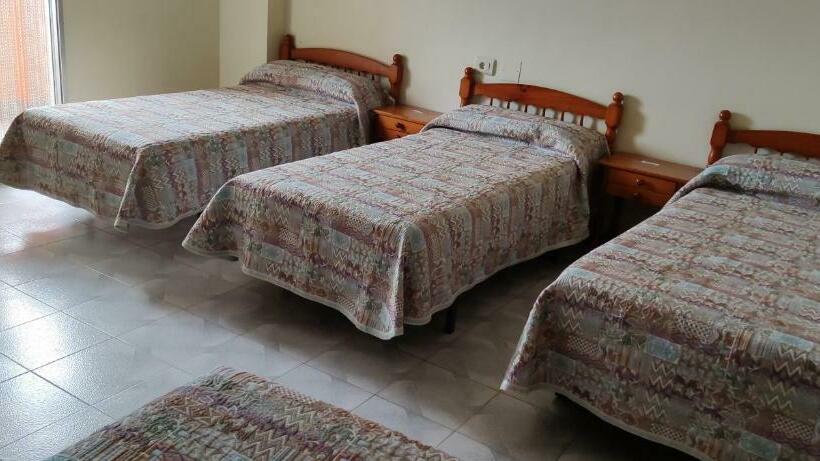 בית מלון כפרי Miramar