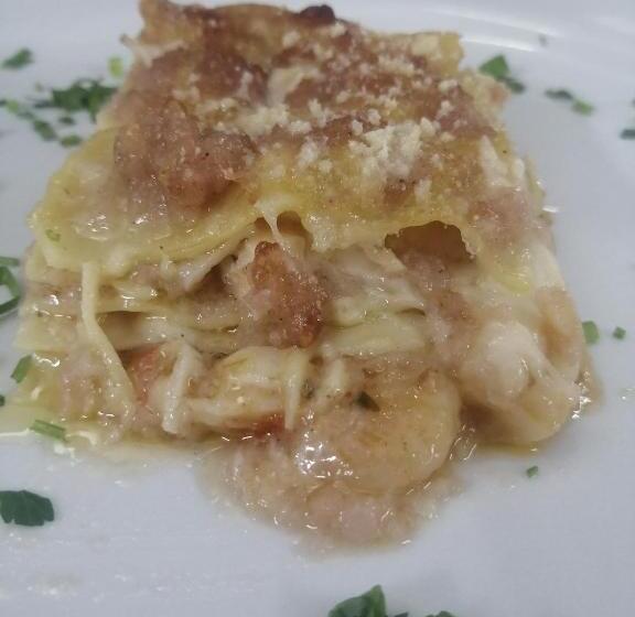 בית מלון כפרי Albergo Ristorante Giuliana