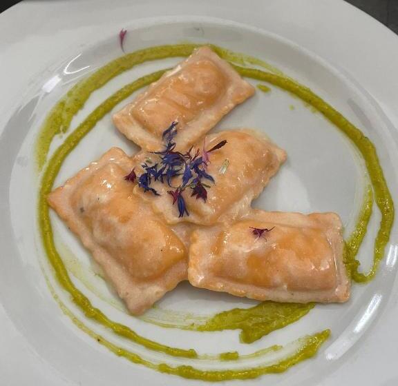 בית מלון כפרי Albergo Ristorante Giuliana