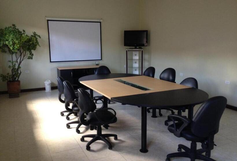 בית מלון כפרי Y Hosteria Natabuela