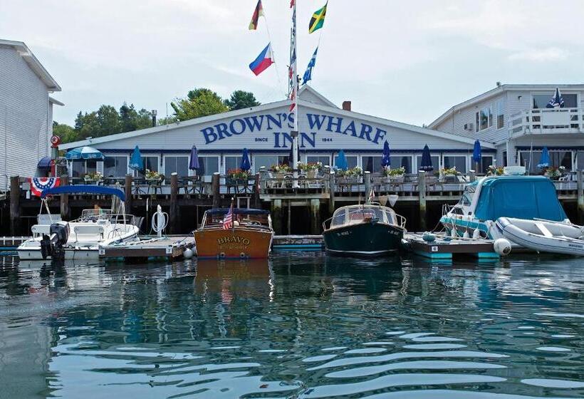 הוסטל Browns Wharf Inn