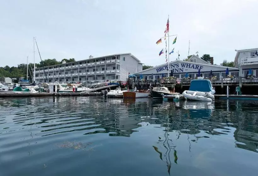 ユースホステル Browns Wharf Inn