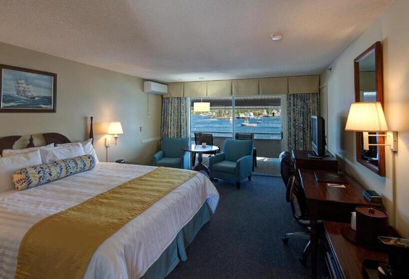 הוסטל Browns Wharf Inn