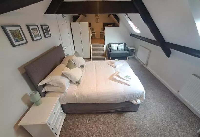 Retkeilymaja The Countryman’s Inn