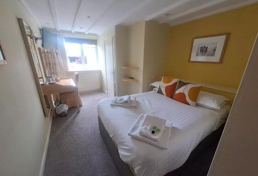 Retkeilymaja The Countryman’s Inn