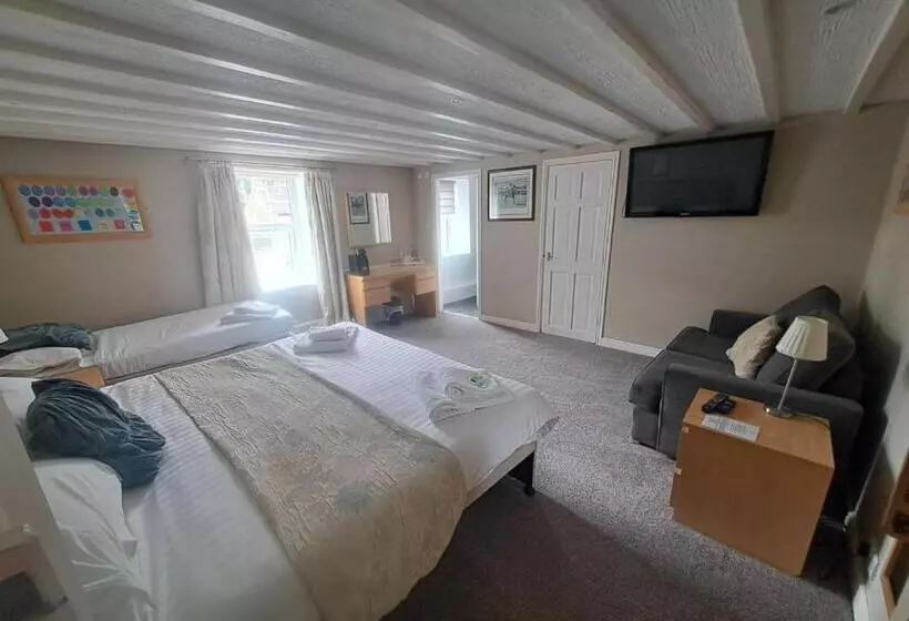 Retkeilymaja The Countryman’s Inn