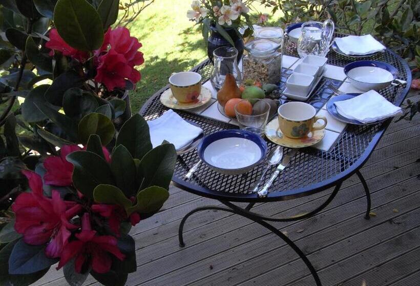 Ashcroft Gardens Bed & Breakfast