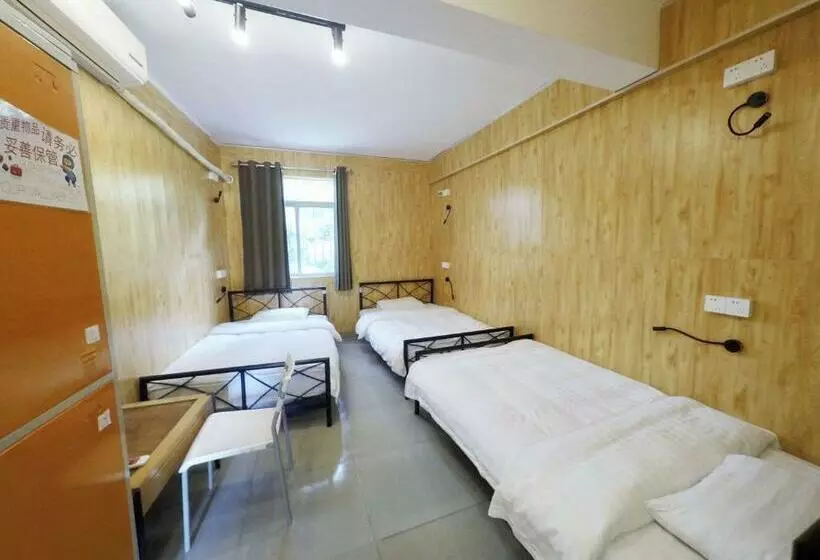 Dong Shan Gaga Hostel