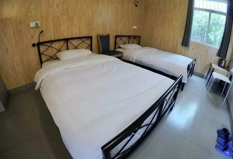 Dong Shan Gaga Hostel