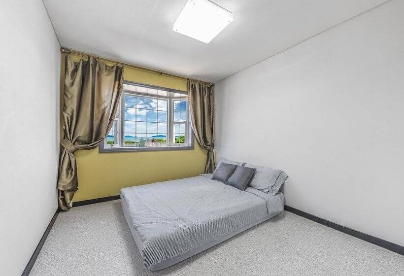 Ganghwa Rodemhouse Pension