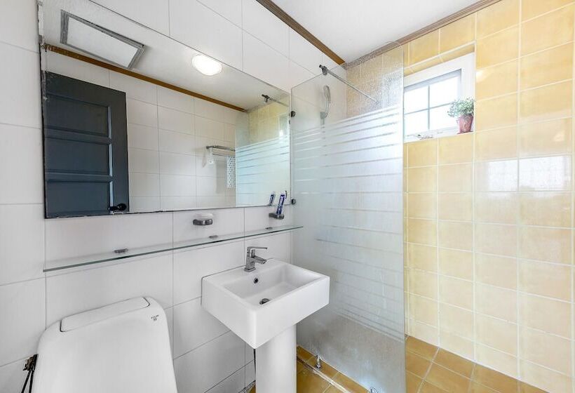 Ganghwa Rodemhouse Pension