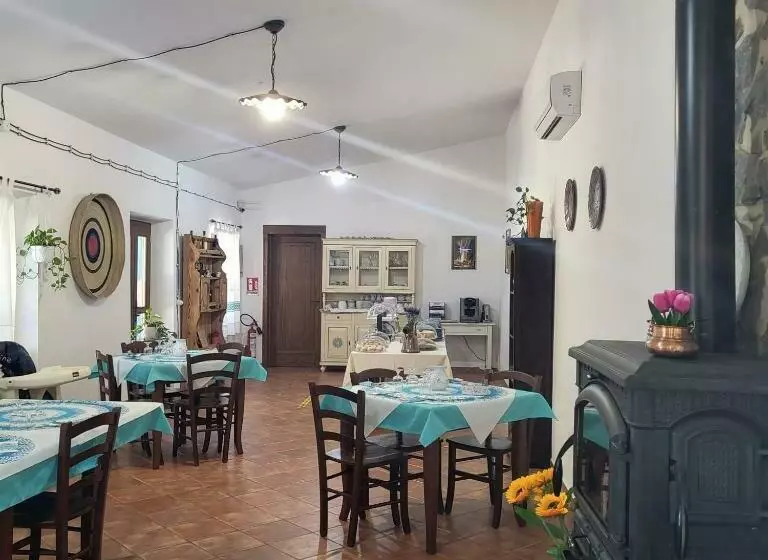 ホテル Agriturismo Su Barcu