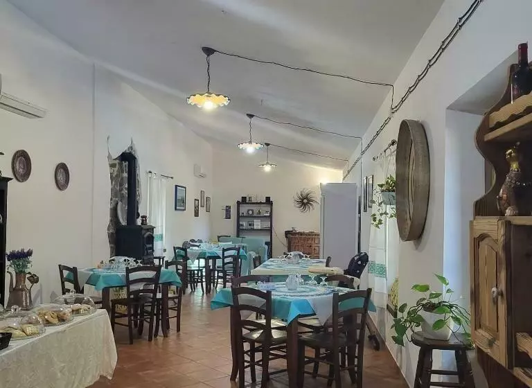 ホテル Agriturismo Su Barcu