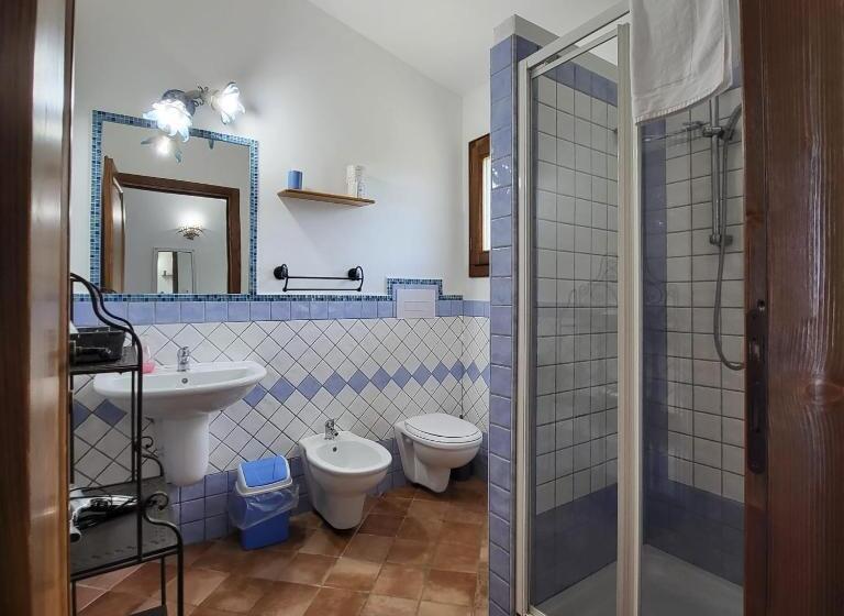 هتل Agriturismo Su Barcu