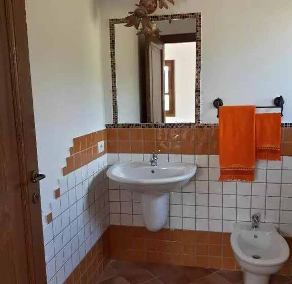 ホテル Agriturismo Su Barcu