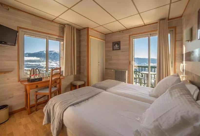 ホテル Des Pyrénées