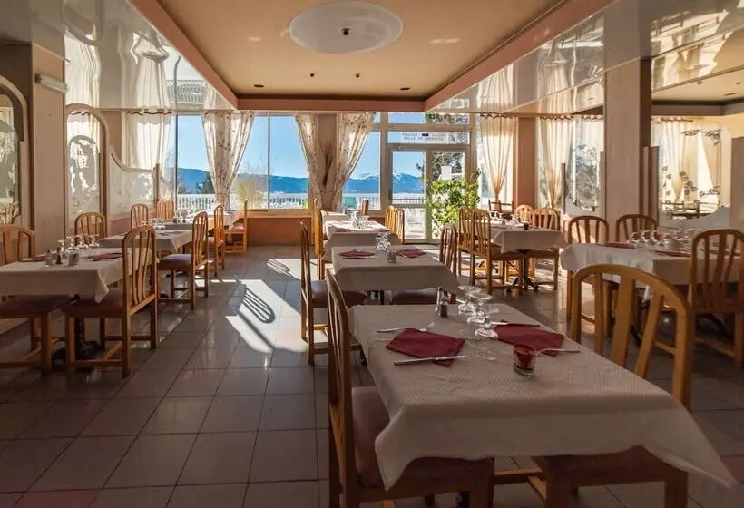 ホテル Des Pyrénées