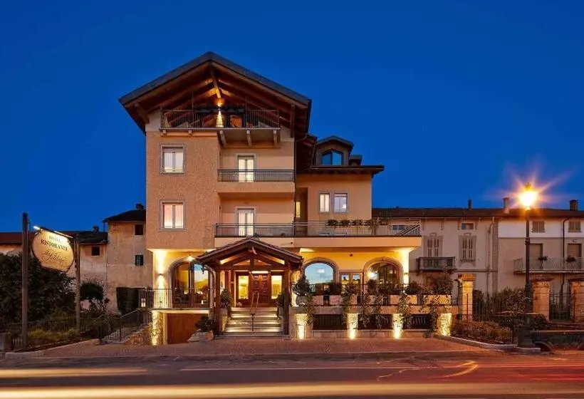 ホテル Ristorante Da Politano