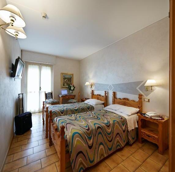 ホテル Ristorante Da Politano