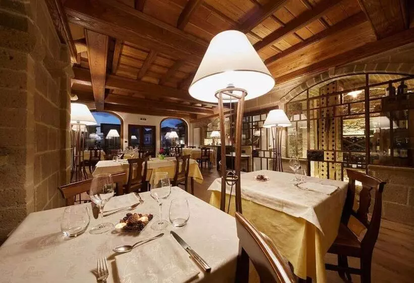 ホテル Ristorante Da Politano