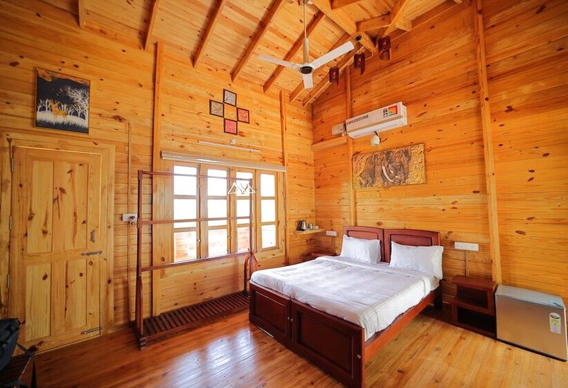 هتل Woodrose Resort