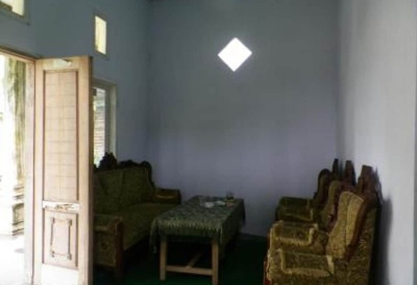 Pensionat Suliyati Homestay