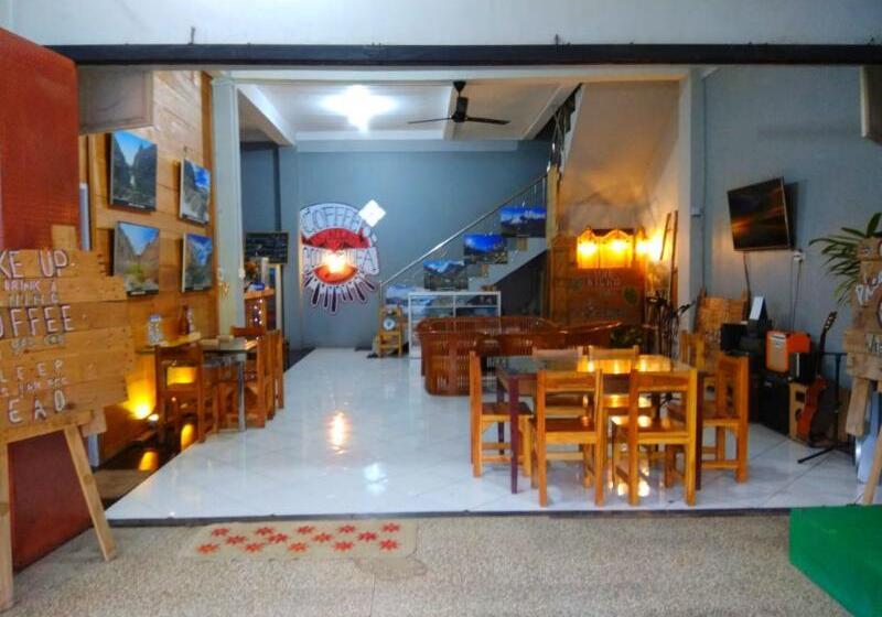 פנסיון The Carstensz Homestay