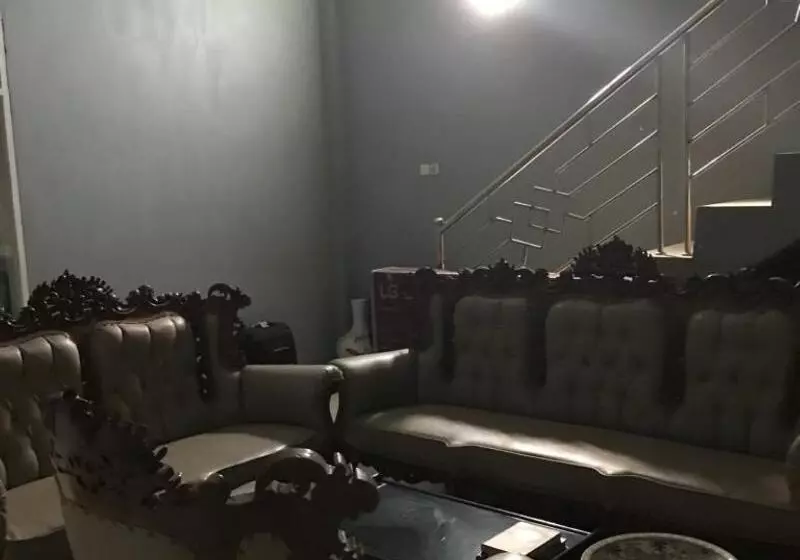 Majatalo The Carstensz Homestay