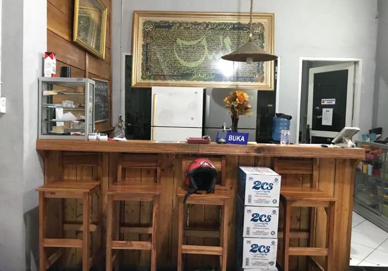 פנסיון The Carstensz Homestay