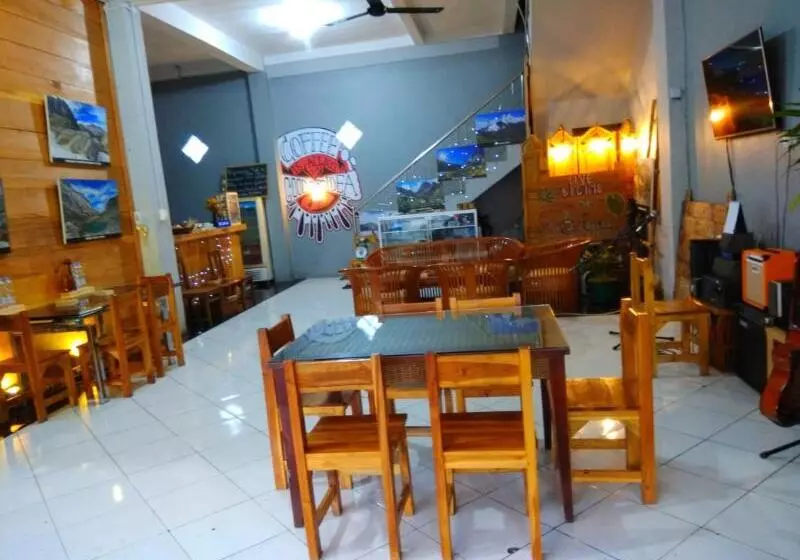 Majatalo The Carstensz Homestay