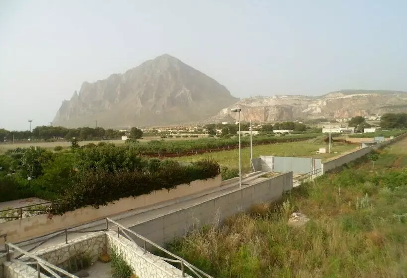 Vista Cofano