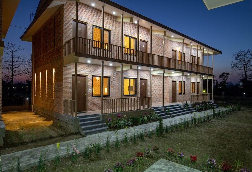 هتل Badreni Jungle Resort