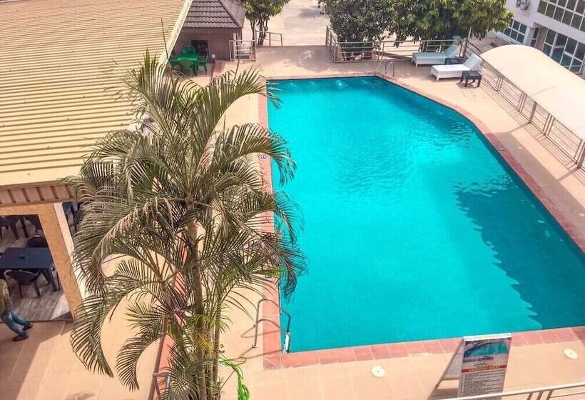 هتل Cosmos City Suites & Apartments