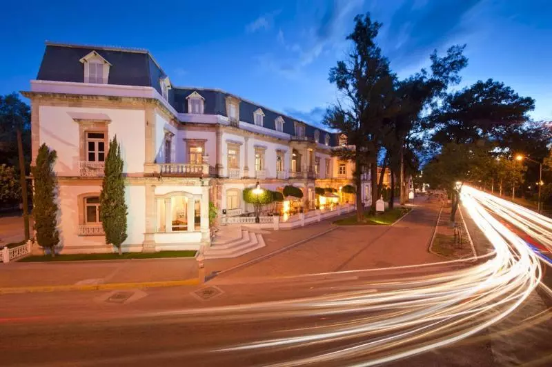 هتل Alameda Grand