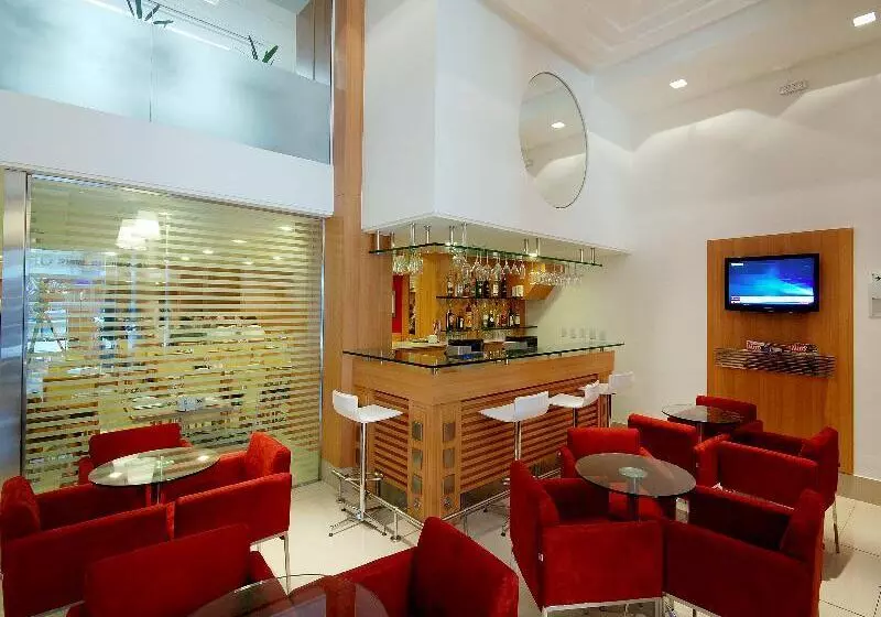 هتل Atlantico Business Centro