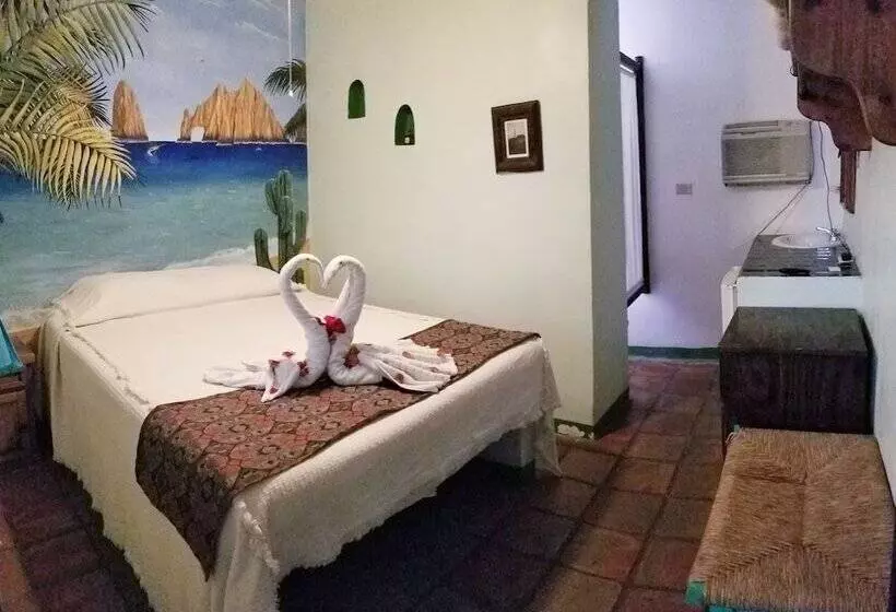 Hotel Cabo Inn
