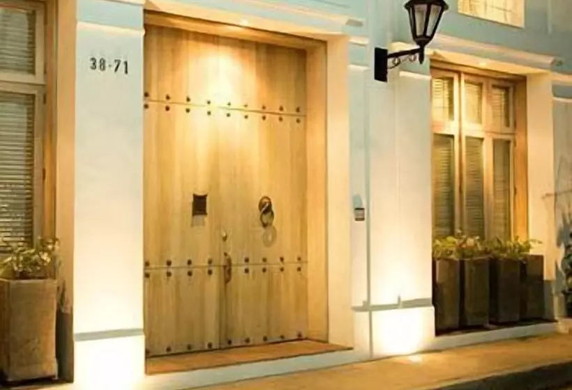 هتل Casablanca Belle & Boutique