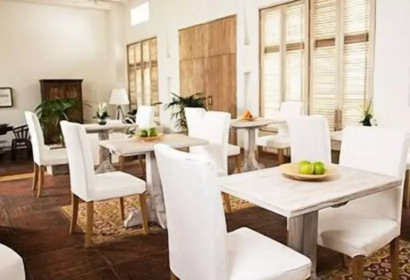 هتل Casablanca Belle & Boutique