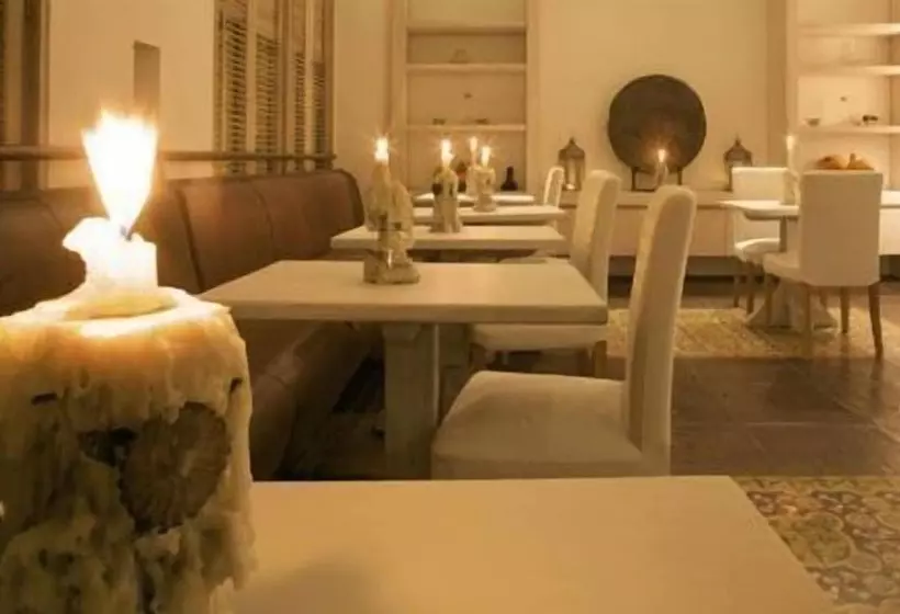 هتل Casablanca Belle & Boutique