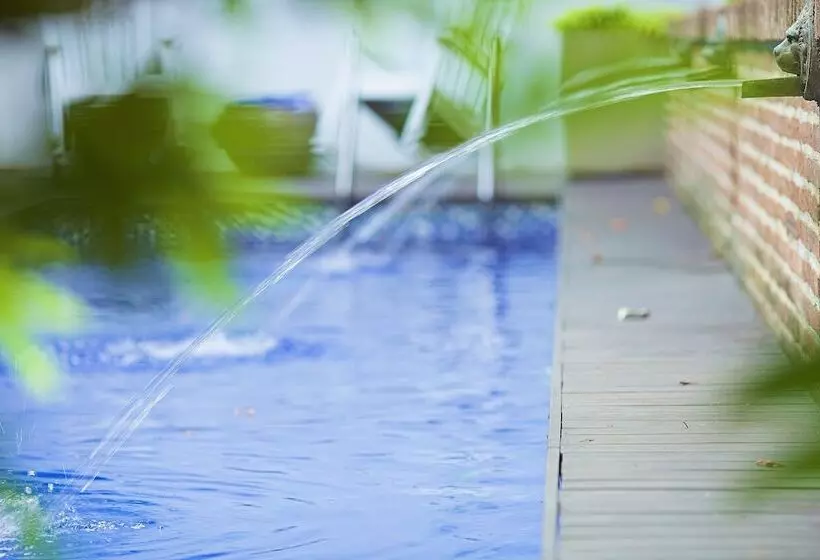 هتل Casablanca Belle & Boutique