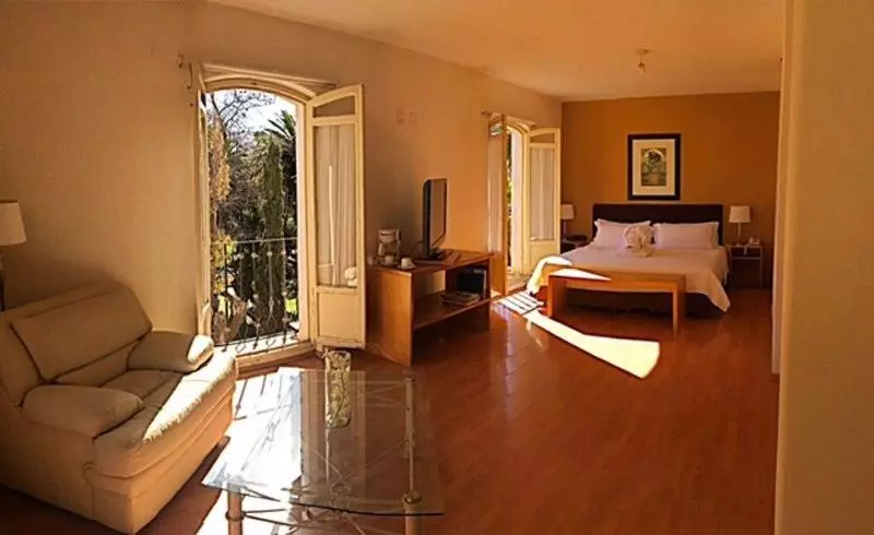 Отель Casona Los Vitrales