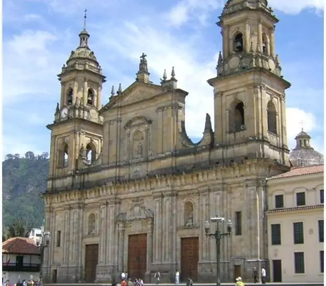 هتل El Duque Internacional, Bogotá