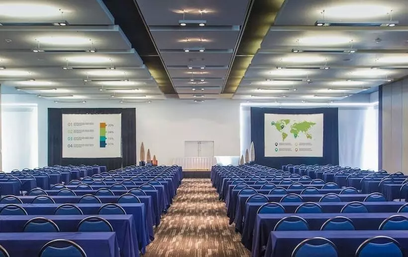 Отель Fiesta Inn Monterrey Tecnologico