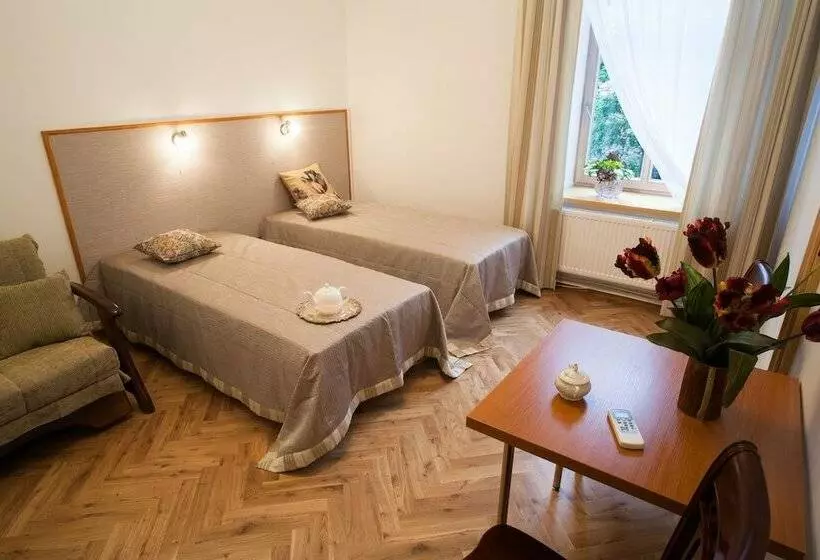 هتل Florens Boutique