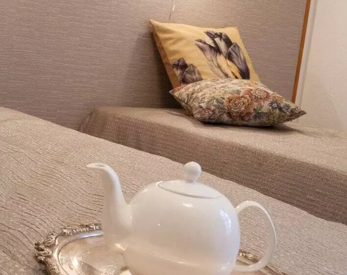 هتل Florens Boutique