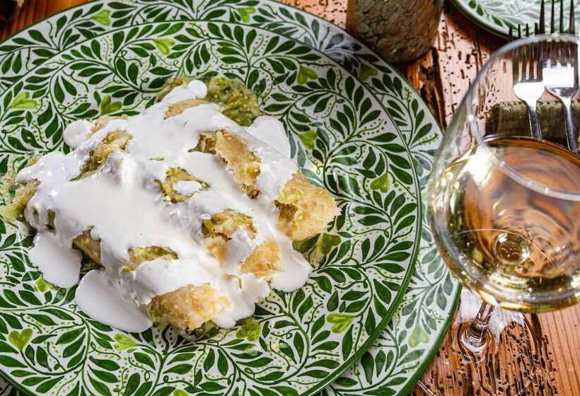 בית מלון כפרי Hacienda Ucazanaztacua